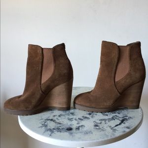 Ankle boots